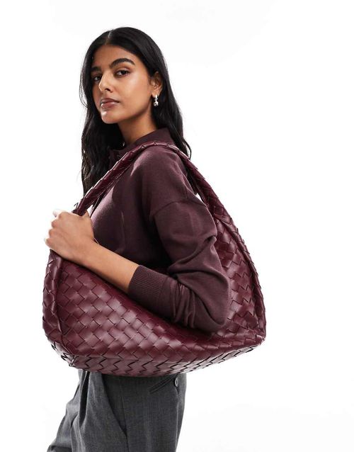Large woven shoulder tote bag in deep burgundy-Red