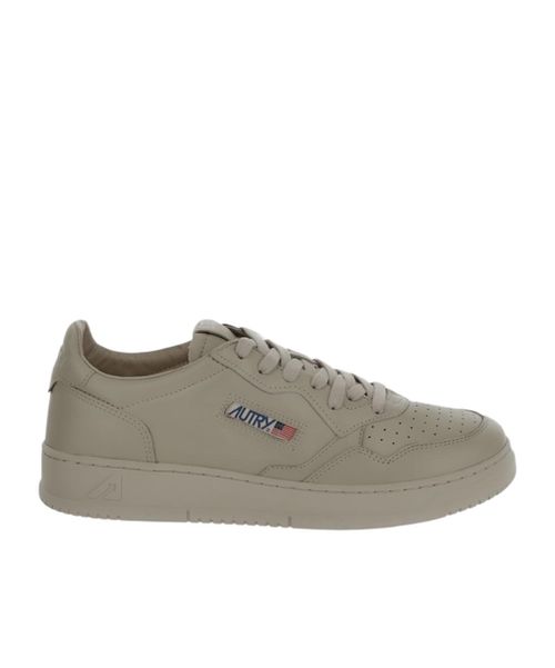 Medalist Low-Top Sneakers