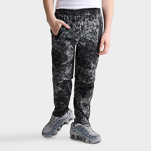 Big Kids Sportswear Tech Woven Pants in Black