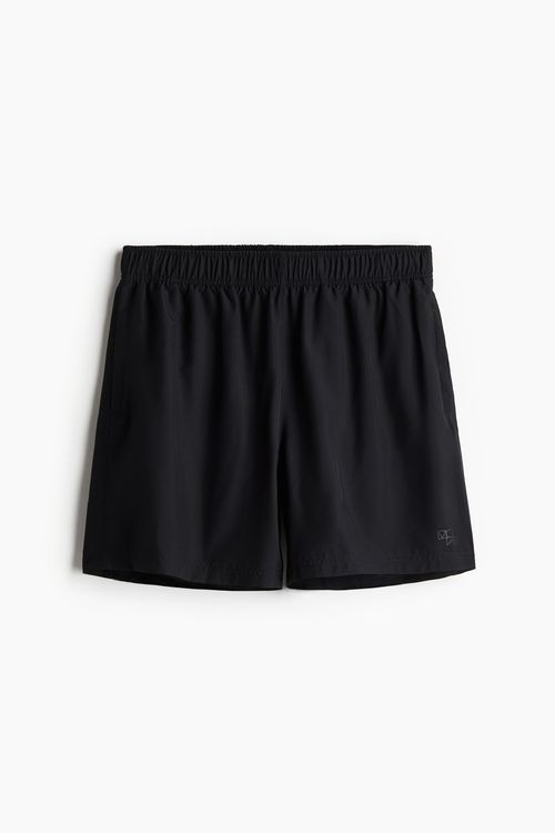 H&M