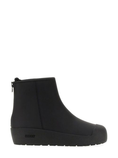 Curling Boot
