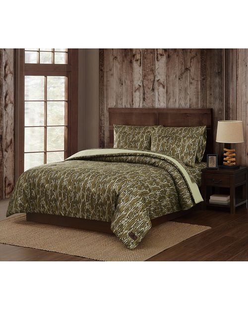 Bottomland Camouflage Comforter