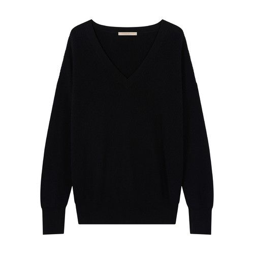 Sam V-necked jumper
