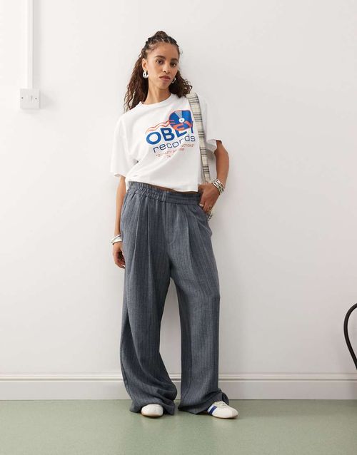 Relaxed pull on trouser in navy stripe