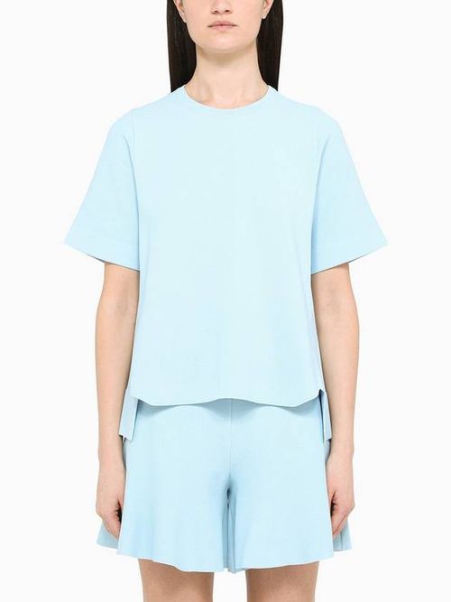 Jumper with asymmetrical hem