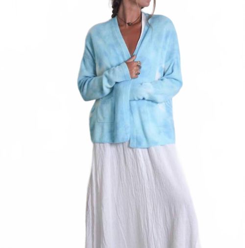 Women's Pocket Cardigan In Sky Venus