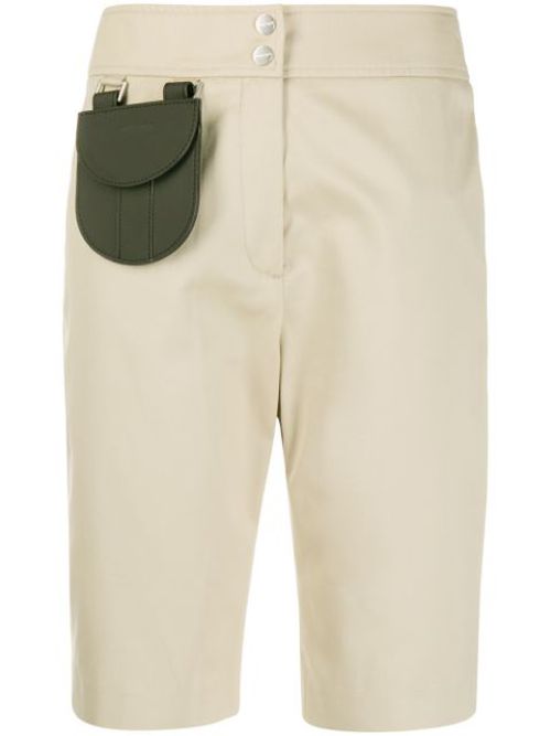Contrasting pocket knee-length shorts