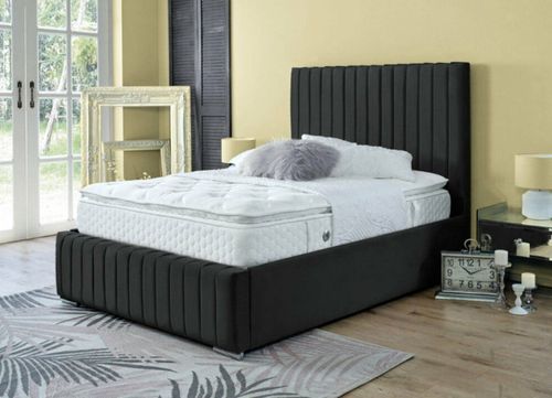 DS Living Oxford Bed - - - Black
