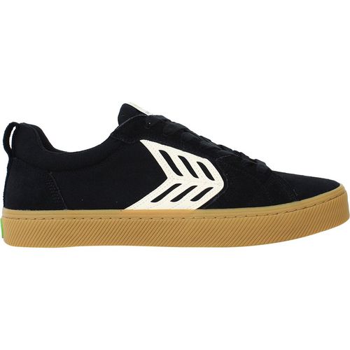 Cariuma Catiba Pro Unisex Black Plimsolls Leather