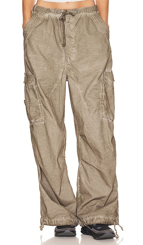 Jaded London PARACHUTE PANTS OIL WASH in Beige. Größe XXS. Also in L
