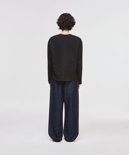 Cropped Long Sleeve T-Shirt