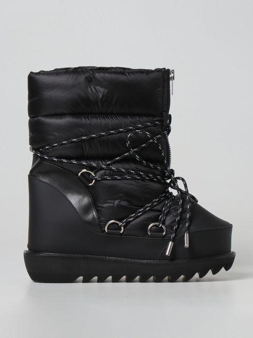 Boots Men color Black