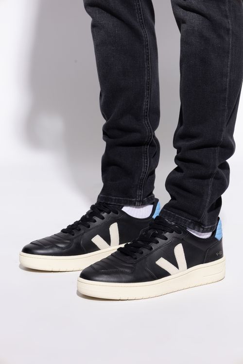 "V-82 II" Sports Shoes, Men's, Black