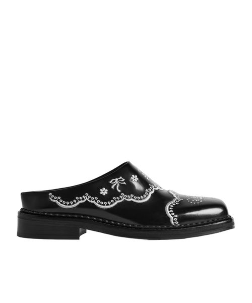 Embroidered Scallop Mules