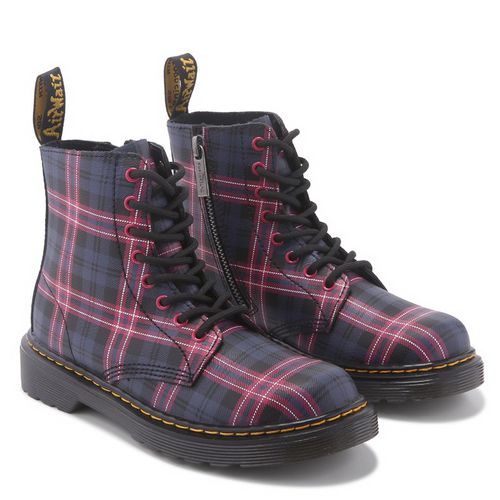 Kids' 1460 Combat Boot Big Kid Boots (Black/Pink Plaid)
