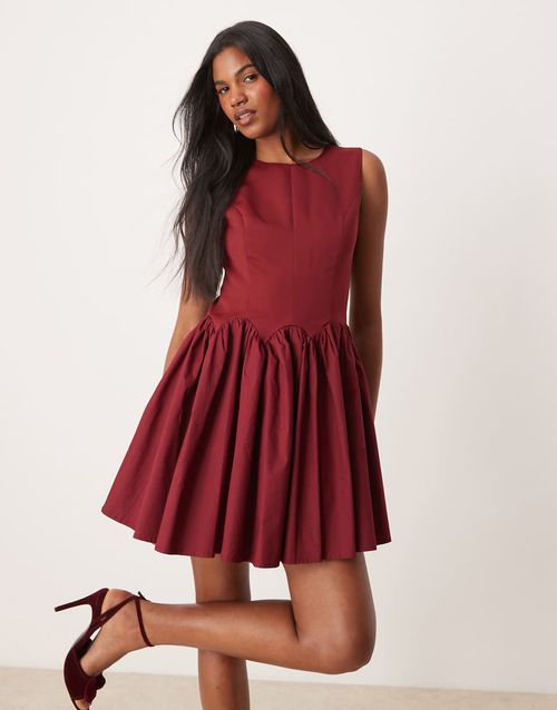 Drop hem mini dress in burgundy-Red