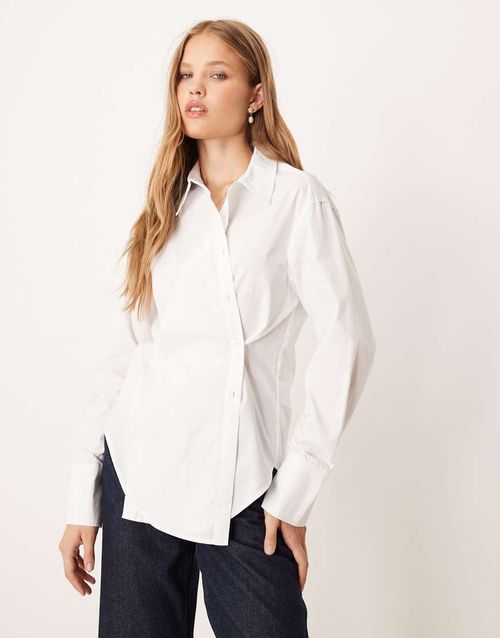 Long sleeve asymmetric poplin shirt in white