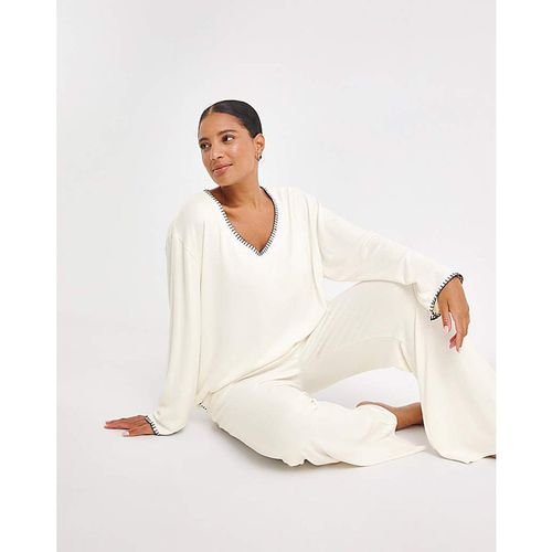 Figleaves Supersoft Stitch Lounge Set