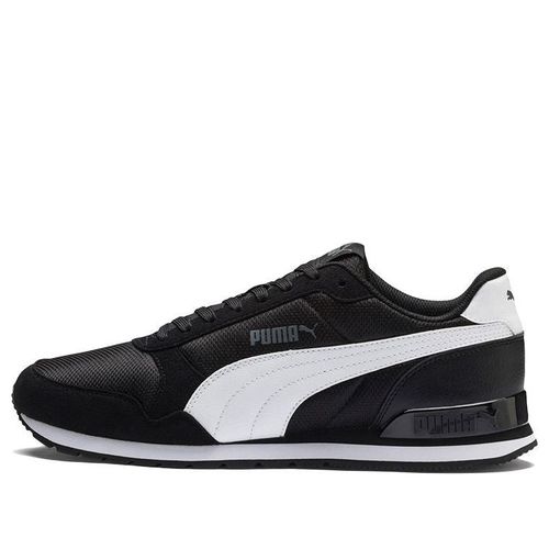 ST Runner V2 Black/White Low sneakers
