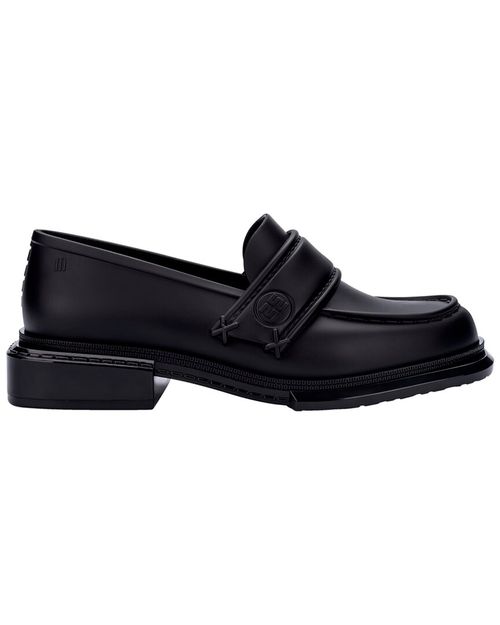 Spencer Closed-Toe Shoe