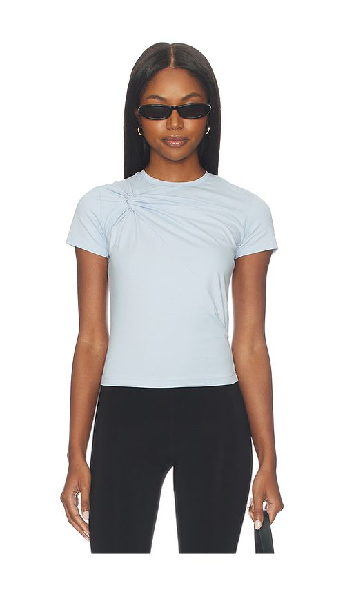 Good American Super Stretch Twist Tee Shirt in Baby Blue. L. Also in M, S, XL/1X