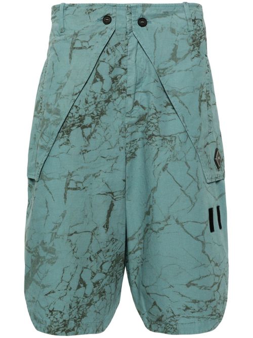Overlay abstract-print cargo shorts - Green