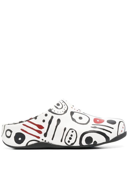 X Fitflop SHUV clogs - White