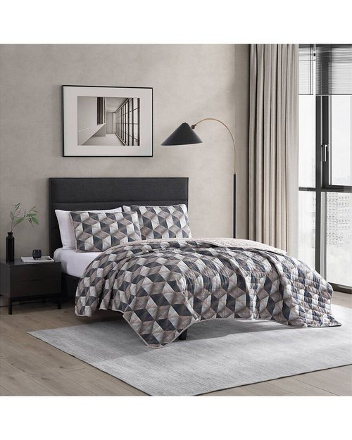 Gridwork Reversible Quilt Set