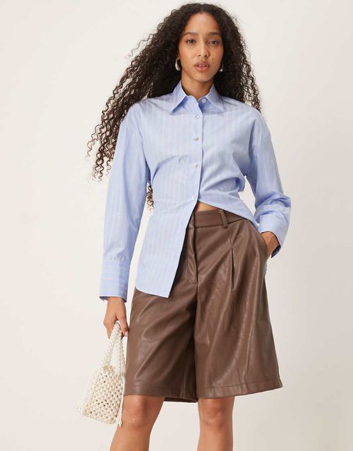 Leather look longline pleat front safari shorts in mole-White