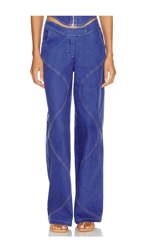 BY.DYLN WEITER SCHNITT RAMONA in Denim-Dark. Größe XS. Also in