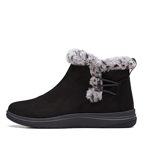 Clarks womens Breeze Fur Ankle Boot