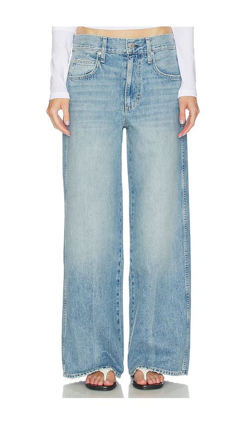 AMO Denim Kira Jeans in Blue. 25. Also , 26, 27, 28
