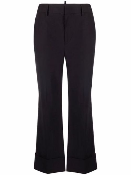 Cropped turned-up trousers