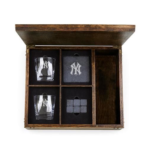 Officially Licensed MLB New York Yankees Whiskey Box Gift Set