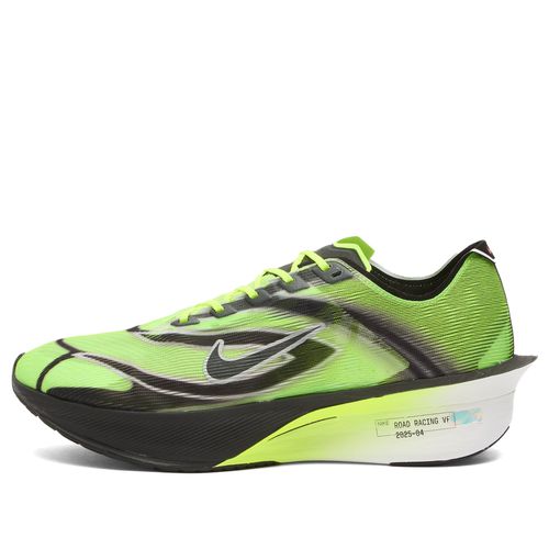 Vaporfly 4 Sneaker in Black/Volt/White
