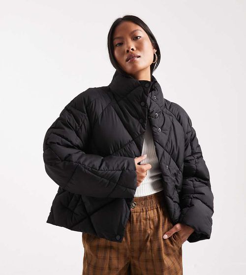Oversized quilted funnel neck cropped puffer jacket in black