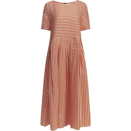 Apuntob Dresse
