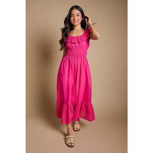 Dorothy Perkins Women's Petite Broderie Ruffle Tiered Hem Maxi Dress in Pink
