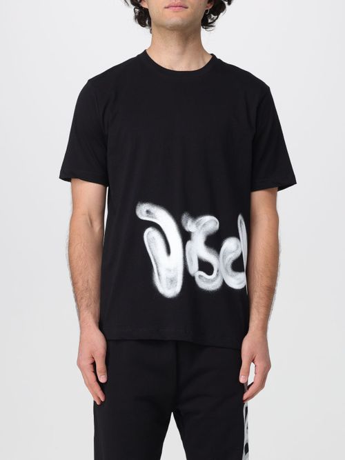 T-Shirt Men color Black