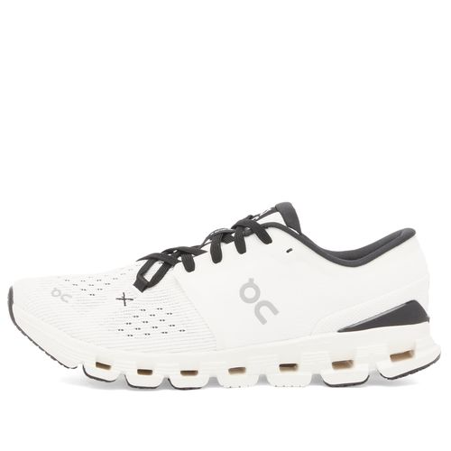 ON Women's Cloud x 4 Sneaker in Ivory/Black