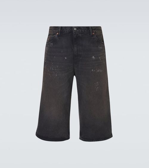 Capri Cut distressed shorts