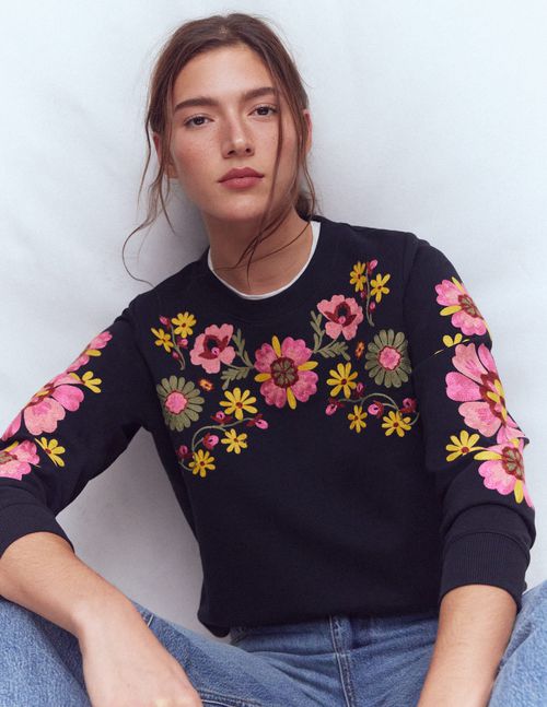 Women's Hannah Embroidered Sweatshirt in Blue | Size XS