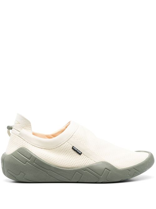 Logo-patch leather slip-on sneakers - Neutrals
