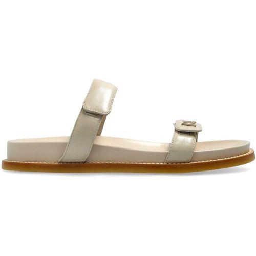 E 'Clat Leather Flat Sandals