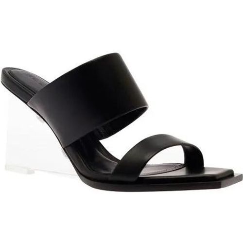 Sandal