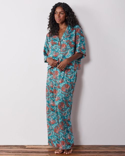 Eco Silky Short Sleeve and Pants Pajama Set in Canyon Critters | Women's Petite XXL/P | Blue | | Sleepwear