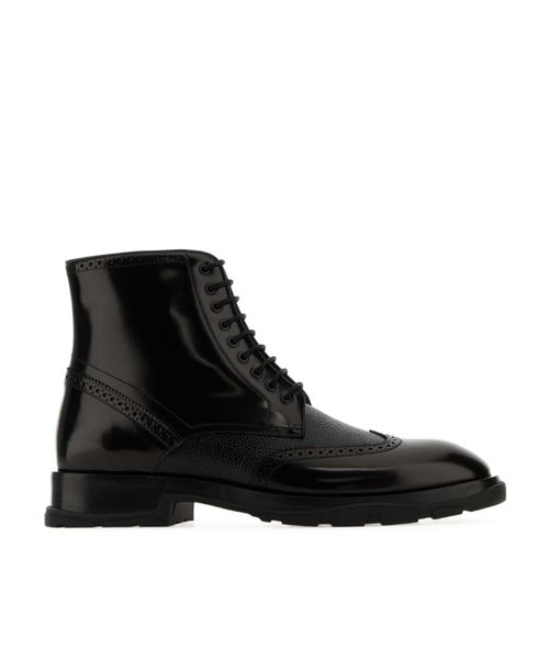 Low Block Heeled Lace-Up Boots