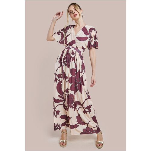 Goddiva Leaf Print Flutter Sleeve Maxi Dress - Crea