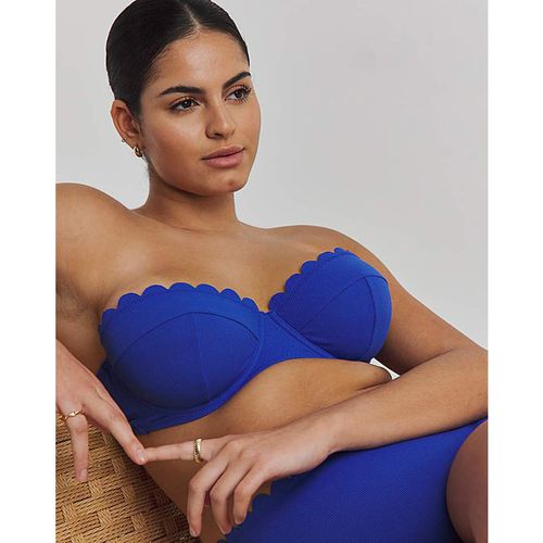 MAGISCULPT Contour Me Bandeau Bikini Top