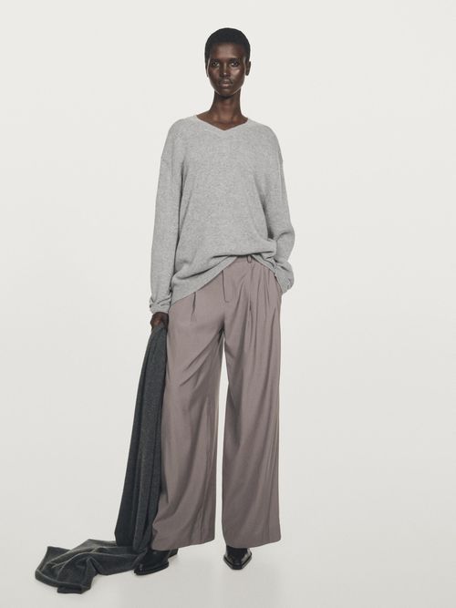 100% Cashmere Oversize V - Neck Sweater